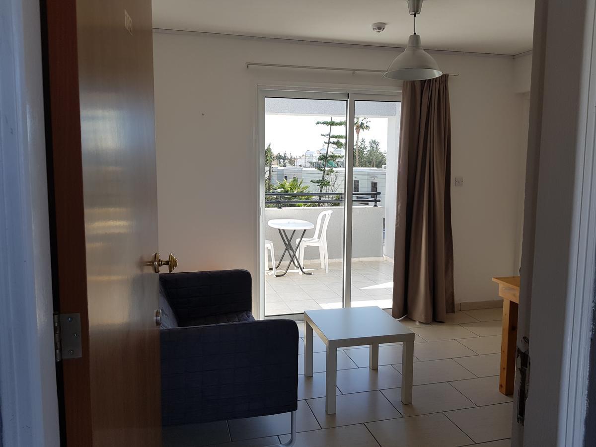 Valentinos Court Daire Pafos Dış mekan fotoğraf
