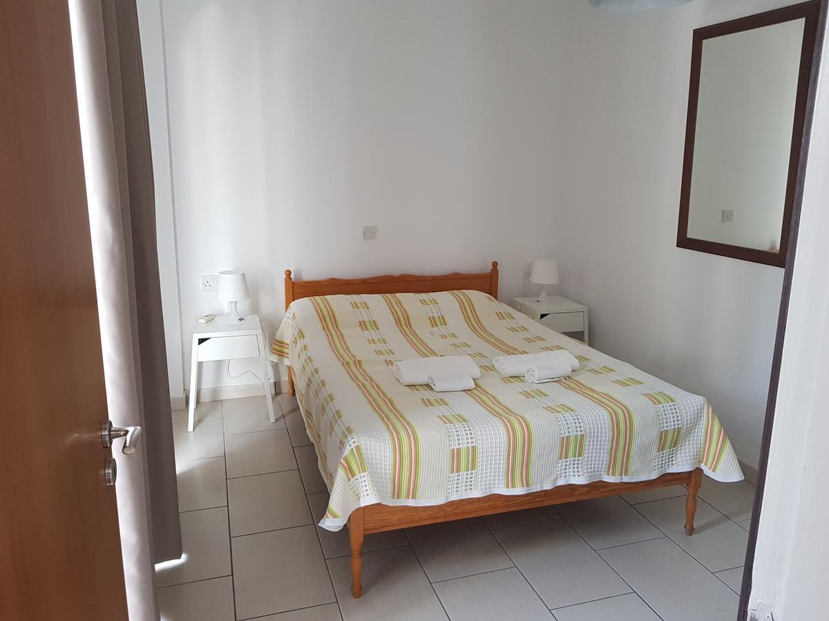 Valentinos Court Daire Pafos Dış mekan fotoğraf