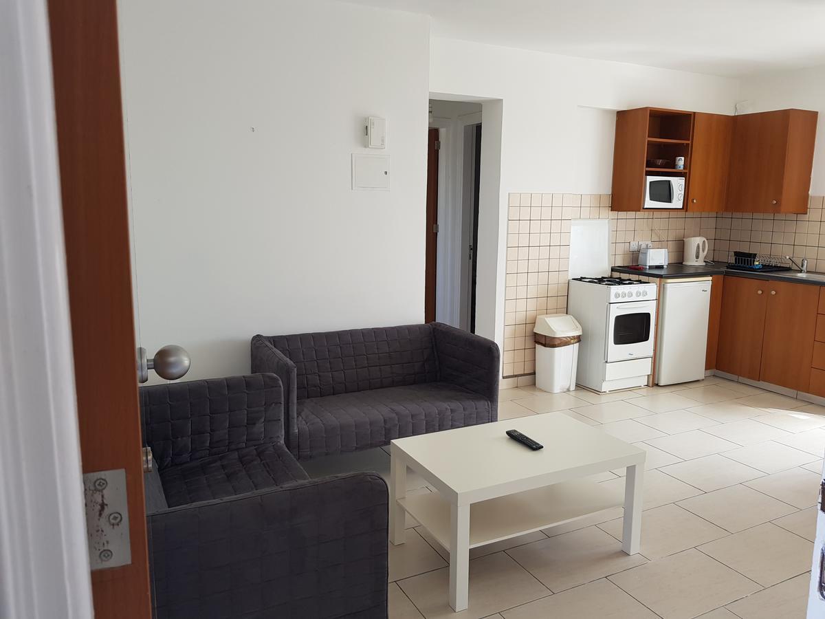 Valentinos Court Daire Pafos Dış mekan fotoğraf