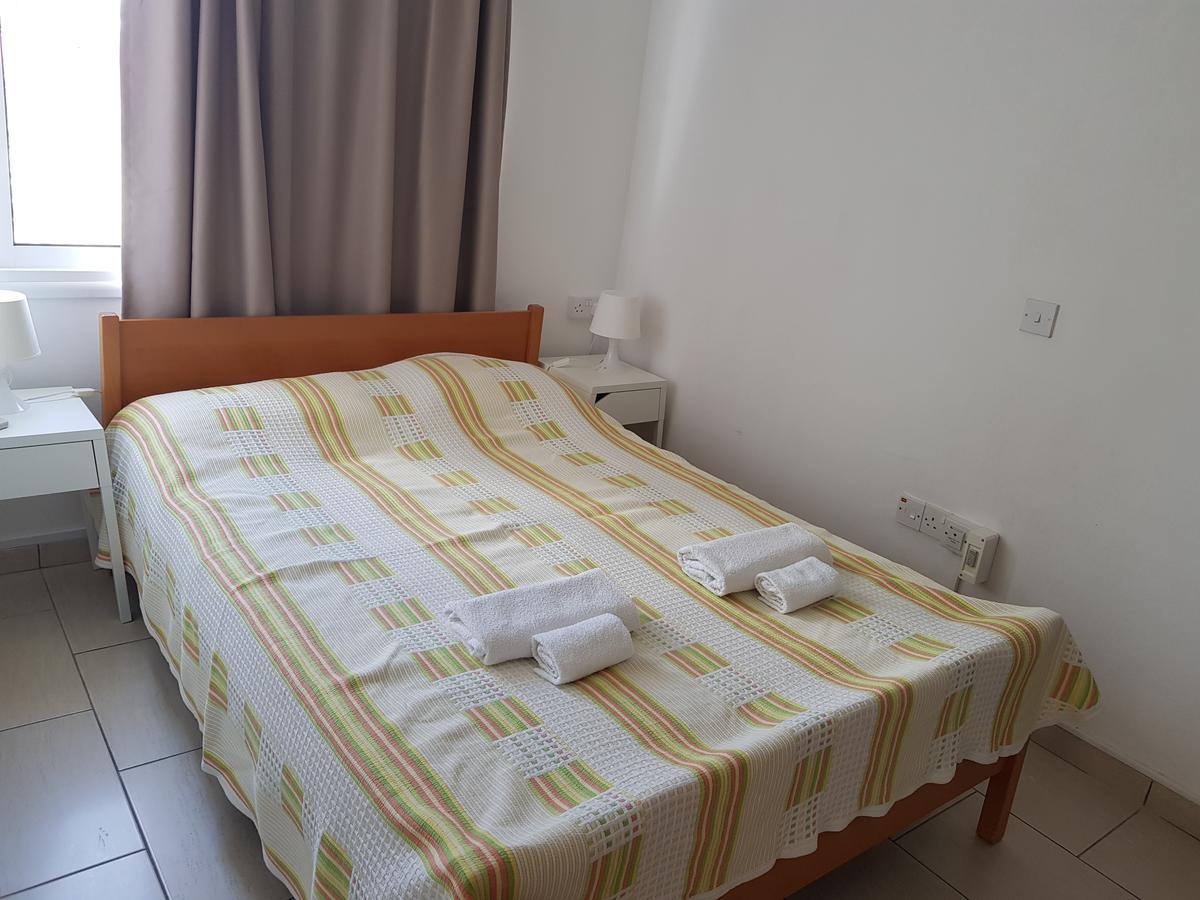 Valentinos Court Daire Pafos Dış mekan fotoğraf