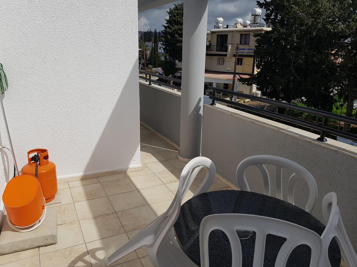 Valentinos Court Daire Pafos Dış mekan fotoğraf
