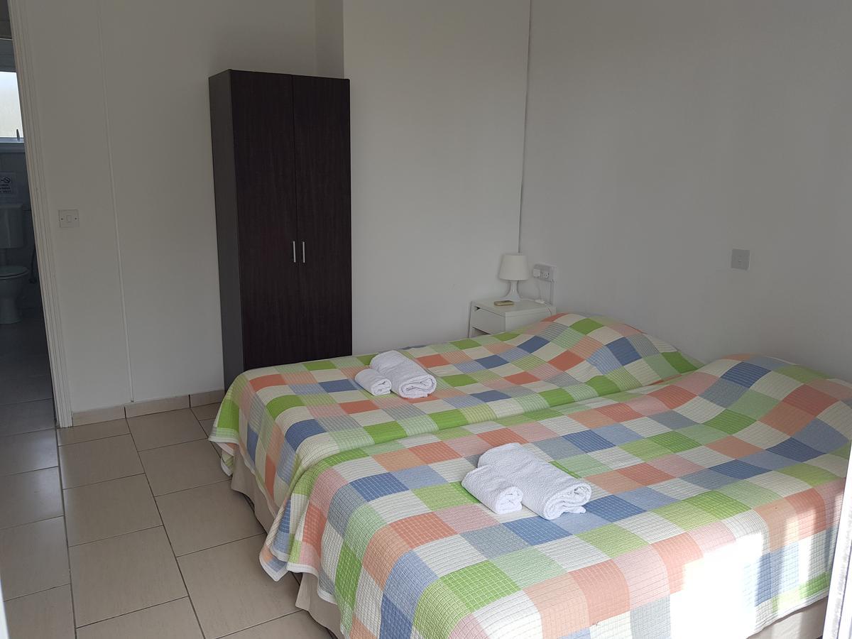 Valentinos Court Daire Pafos Dış mekan fotoğraf