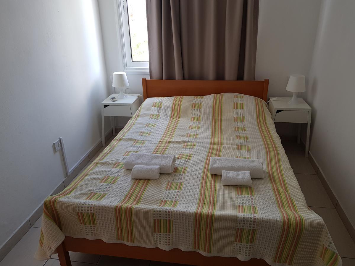 Valentinos Court Daire Pafos Dış mekan fotoğraf
